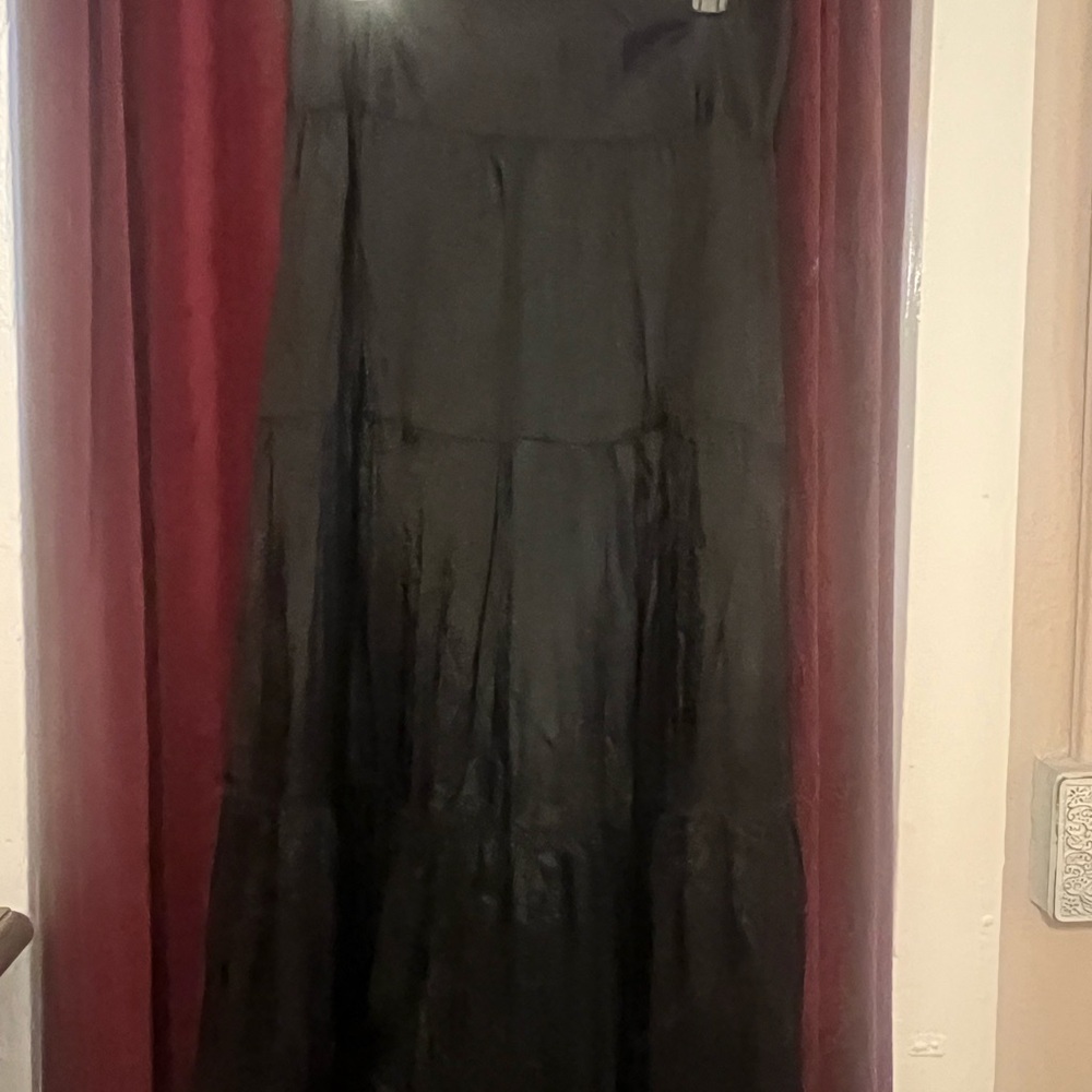 Karen Kane Black Tiered Maxi Skirt